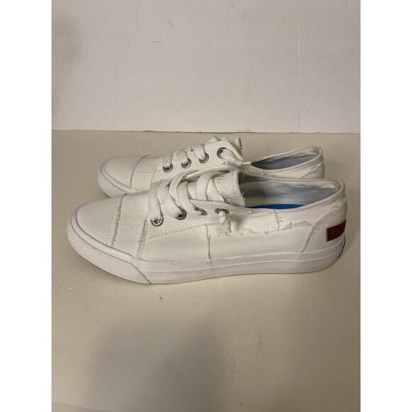 Blowfish Malibu Sneakers women's size 8.5 White slip on Unique design - Picture 7 of 9